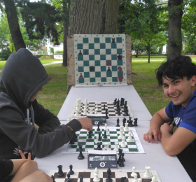 Initiation au chessboxing et au jeu d'échecs