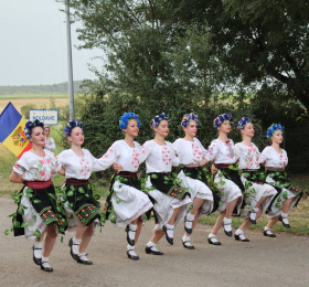 Image Mondial Folk - Juventa (Moldavie) Danse